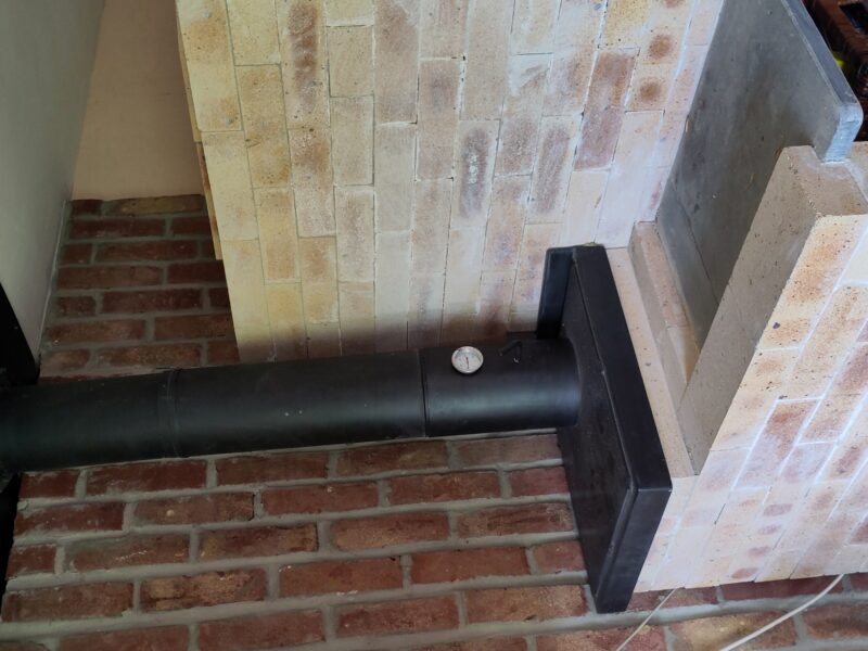 Oxalibre 6KW avec range buches et manchon UZUME - Etape 2